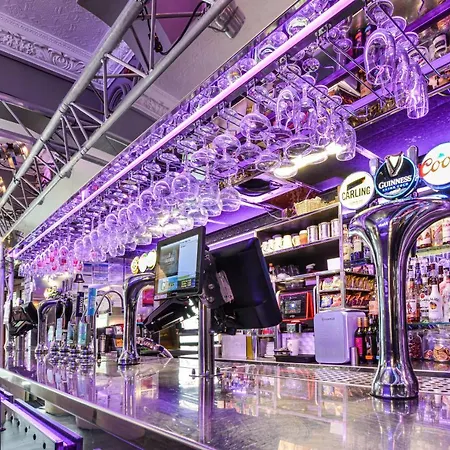 Szálloda The George 3*