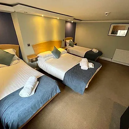 The George 3*