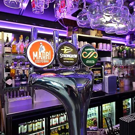 Hotel The George 3*