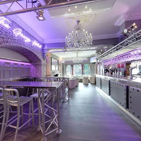 The George Отель