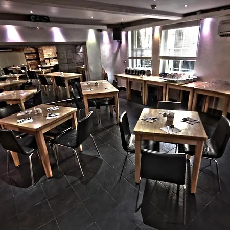 Отель The George Уитби